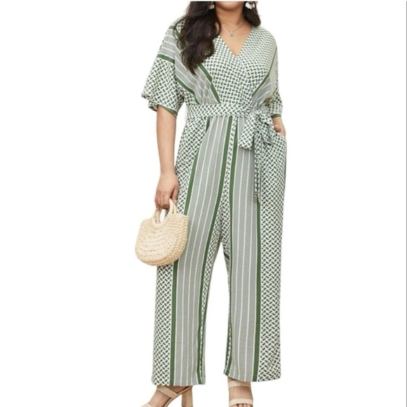 BloomChic Plus Size 2XL Green Striped Jumpsuit us18-20 - Picture 1 of 5